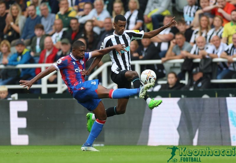 Soi kèo Newcastle vs Crystal Palace - 1h30 ngày 17/4