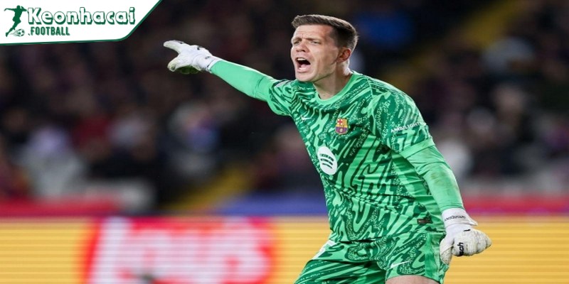Szczesny công khai: "Tôi không thắng nổi thuốc lá"