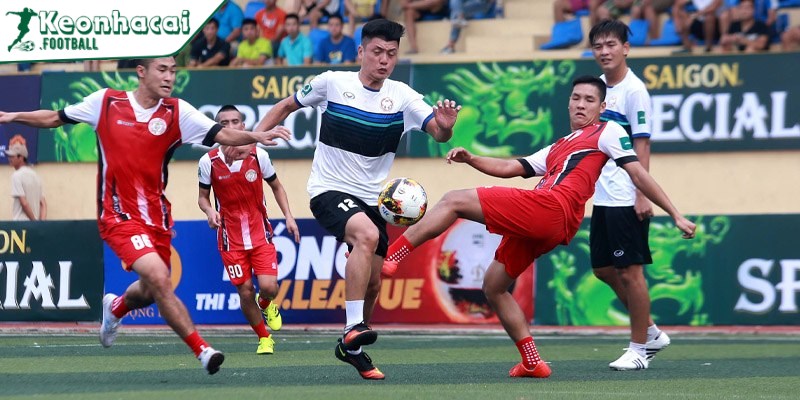 Đặc điểm thu hút nhất của bóng đá phủi là gì