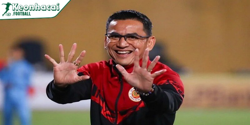 HLV Kiatisuk là cái tên sáng giá trong mắt nhiều đội bóng V.League