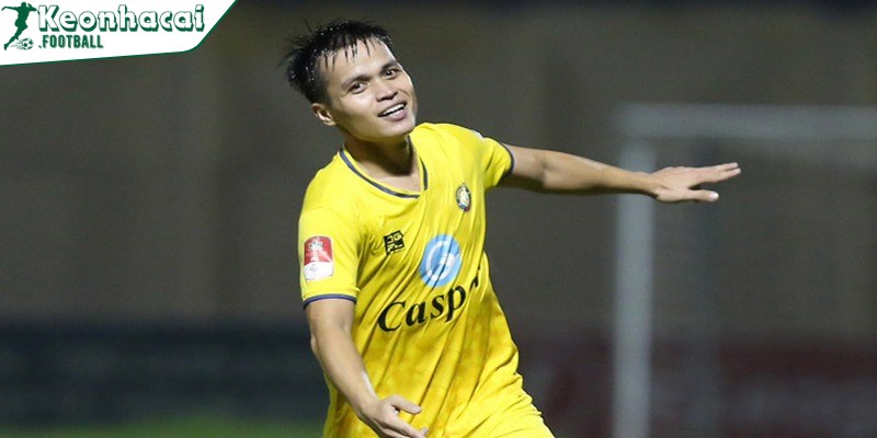 A Mít chia tay Thanh Hóa, cập bến Nam Định