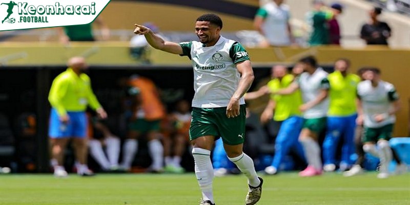 Murilo: “Tôi sẽ ăn mừng kiểu Ronaldo nếu ghi bàn trước Messi”