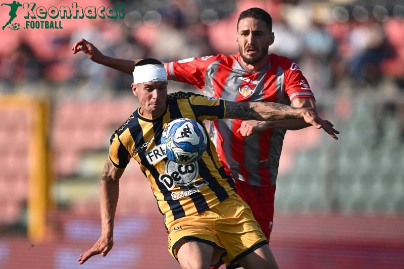 Soi kèo Spezia vs Cremonese - 1h30 ngày 02/6