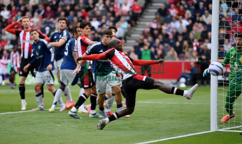 Soi kèo Brentford vs Manchester United - 18h30 ngày 27/9