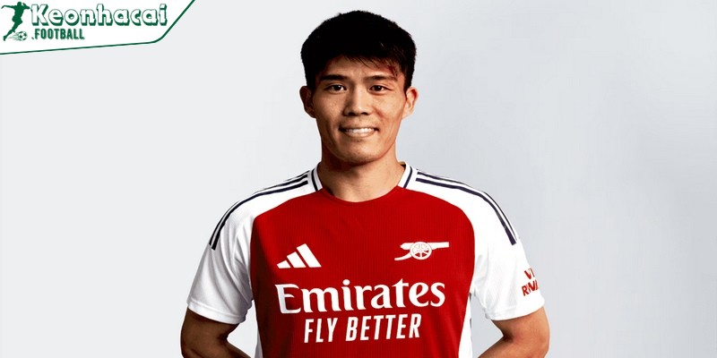 Các Cầu Thủ Nhật Bản Thi Đấu Ở Châu Âu Xuất Sắc Nhất 2 Takehiro Tomiyasu là một trong những cầu thủ xuất sắc nhất