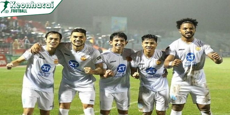 Từ đỉnh cao danh vọng đến chuỗi thất bại khó hiểu