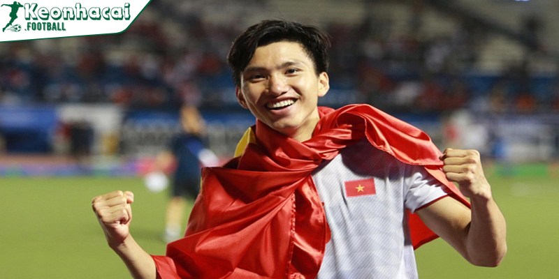 Đoàn Văn Hậu là cầu thủ trẻ sinh ra và lớn lên tại Thái Bình