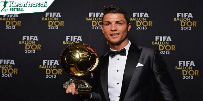  Quả Bóng Vàng thứ 2 của Ronaldo vào năm 2013 gây nhiều tranh cãi