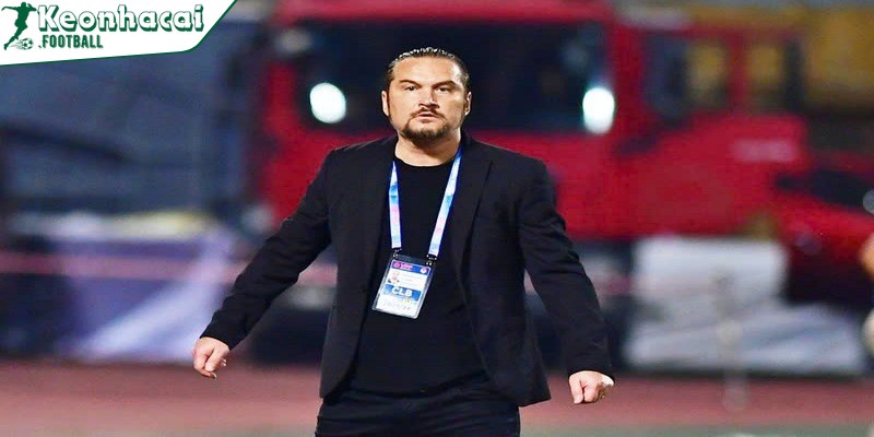 Thắng Thanh Hóa nhưng HLV Popov vẫn buồn: “Đội bóng cũ không đáng ở nhóm cuối” 3 Thể Công Viettel vươn lên nhóm đầu, Thanh Hóa đối diện thử thách lớn