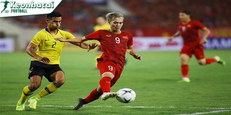 Tì đè là một kỹ thuật chơi bóng đá cơ bản để các cầu thủ kiểm soát bóng