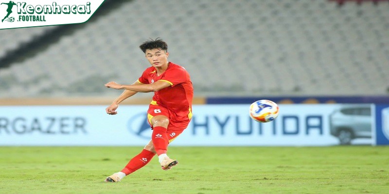 Văn Trường Chấn Thương Nặng: U22 Việt Nam Lo Sốt Vó Trước Thềm SEA Games 33 2 Chấn thương bất ngờ và những lo ngại tột độ